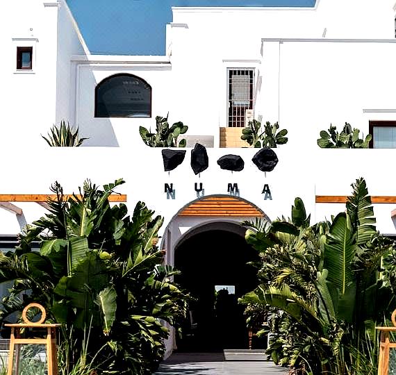 Numa Santorini